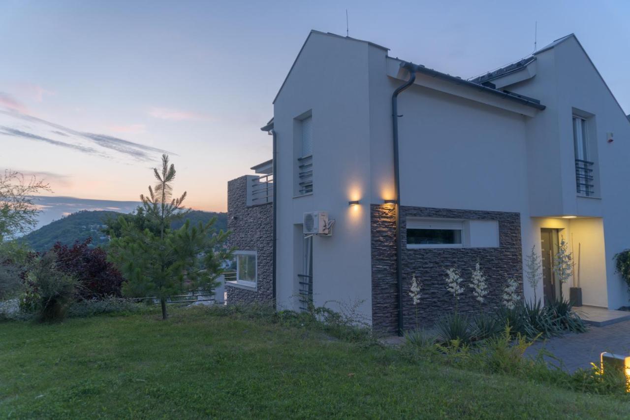 Private Family Villa بوداورس المظهر الخارجي الصورة