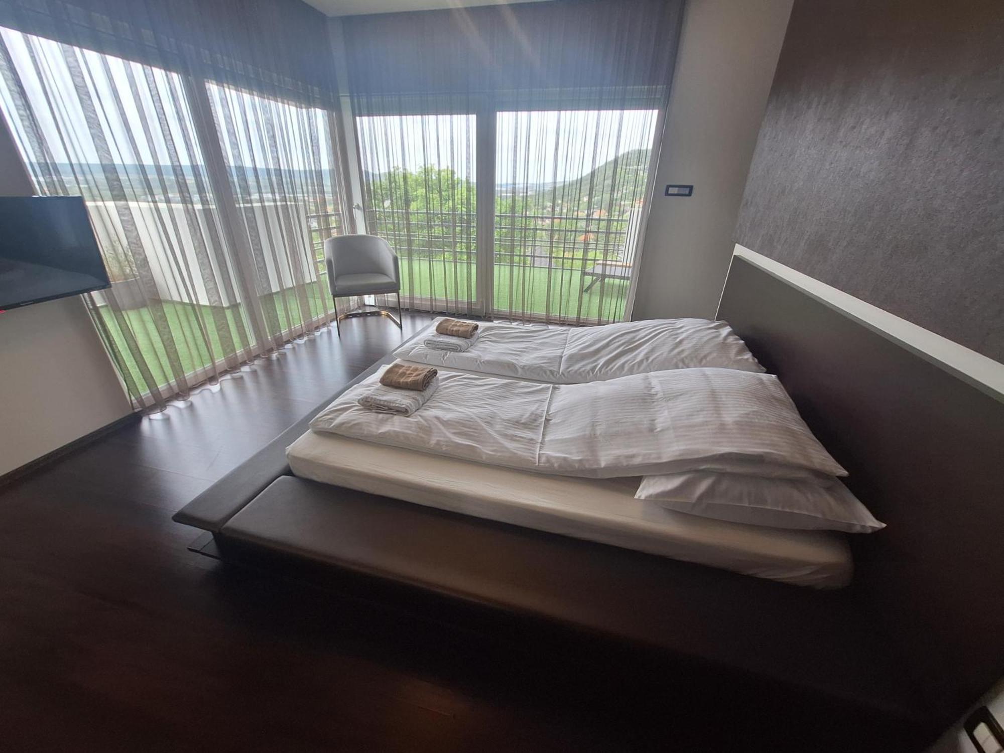 Private Family Villa بوداورس المظهر الخارجي الصورة